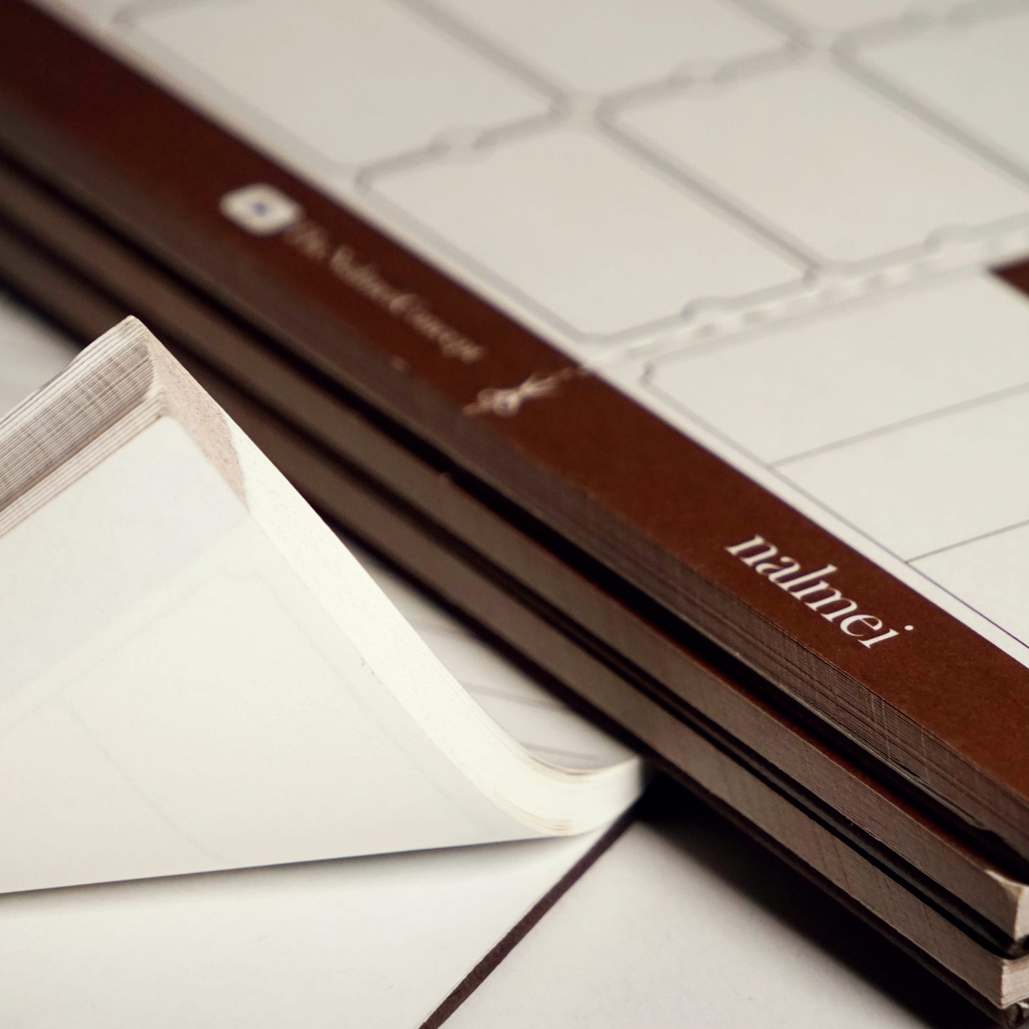 Close up on Meal Planner pages | Nalmei